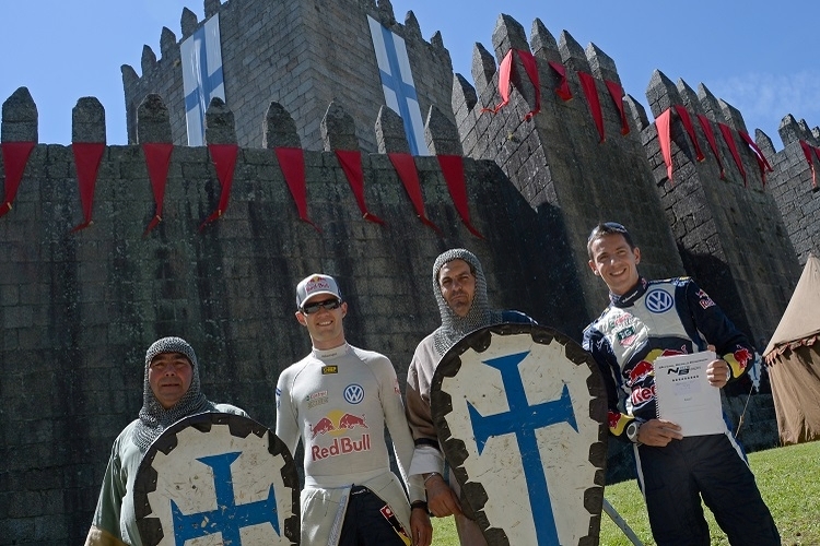 Die «Rallye-Ritter» mit Sébastien Ogier (2. von li.) und Julien Igrassia (re)
