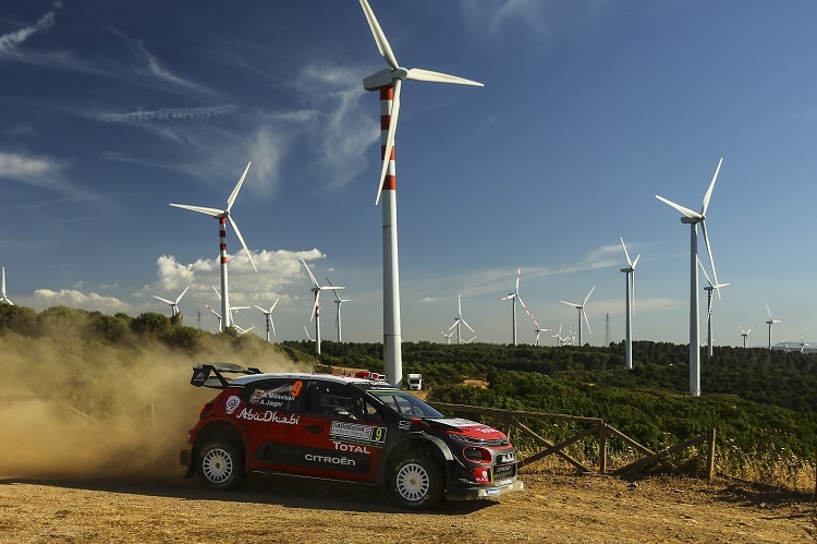 Andreas Mikkelsen bei seiner Citroën-Premiere auf Sardinien