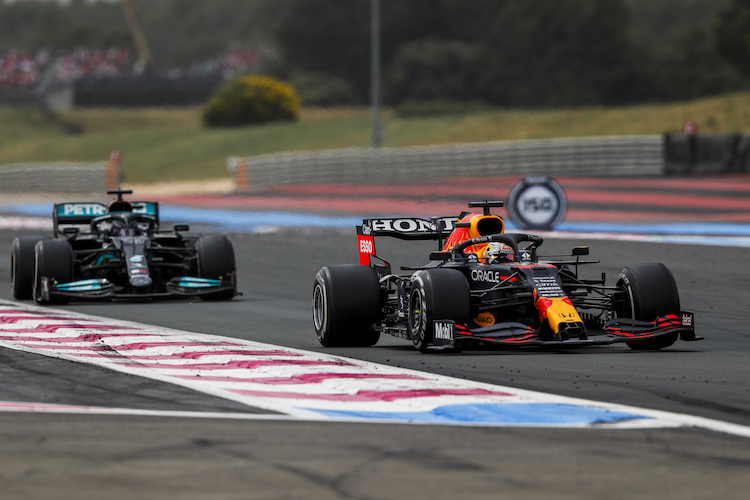 Max Verstappen und Lewis Hamilton