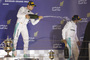 Nico Rosberg macht derzeit Lewis Hamilton nass