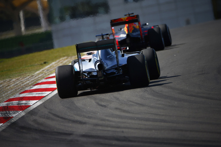 Wird Mercedes im Malaysia-GP von Red Bull Racing geschlagen?