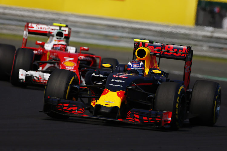 Max Verstappen gegen Kimi Räikkönen in der Formel 1