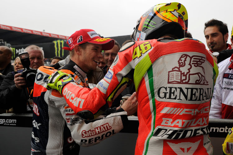 Casey Stoner und Valentino Rossi im Jahr 2012