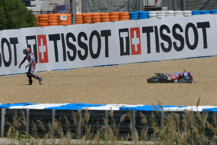 Enea Bastianini im Kiesbett von Kurve 8