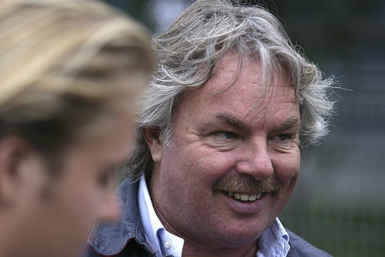 Rosberg managt Sohn Nico (li.) und sich selbst.
