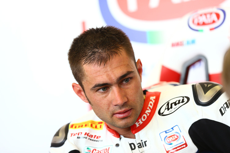 Leon Haslam würde 2015 gerne Ducati fahren
