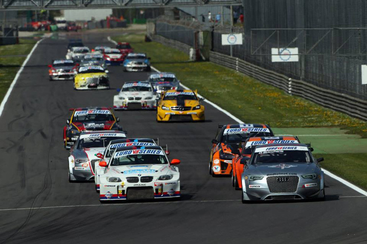 Die EuroV8 starten zwei Mal beim ADAC GT Masters