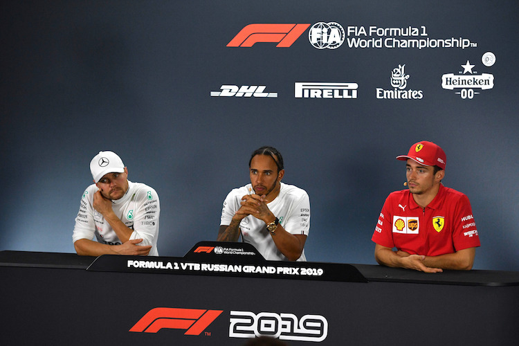 Valtteri Bottas, Lewis Hamilton und Charles Leclerc nach dem Russland-GP in Sotschi