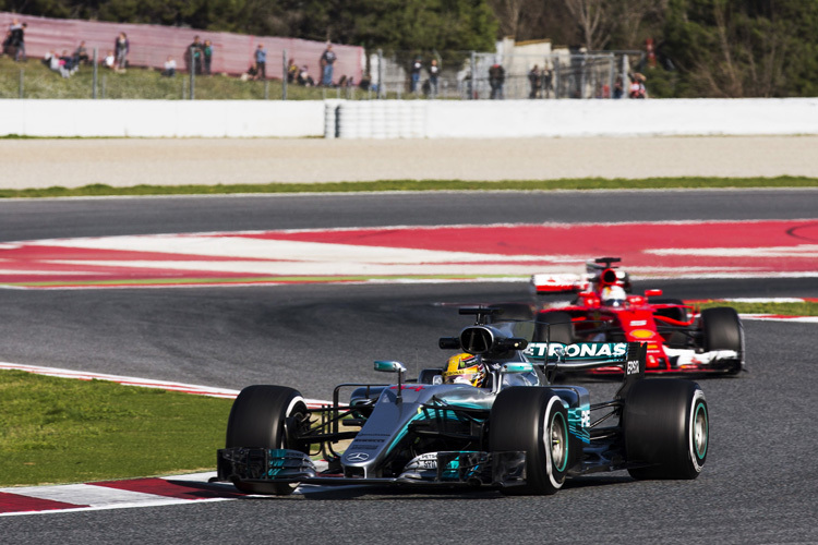 Lewis Hamilton vor Sebastian Vettel beim Barcelona-Test: Stimmt die Reihenfolge noch?