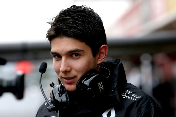 Esteban Ocon darf in Barcelona sowohl im freien Training als auch im Rahmen der anschliessenden Testfahrten ausrücken