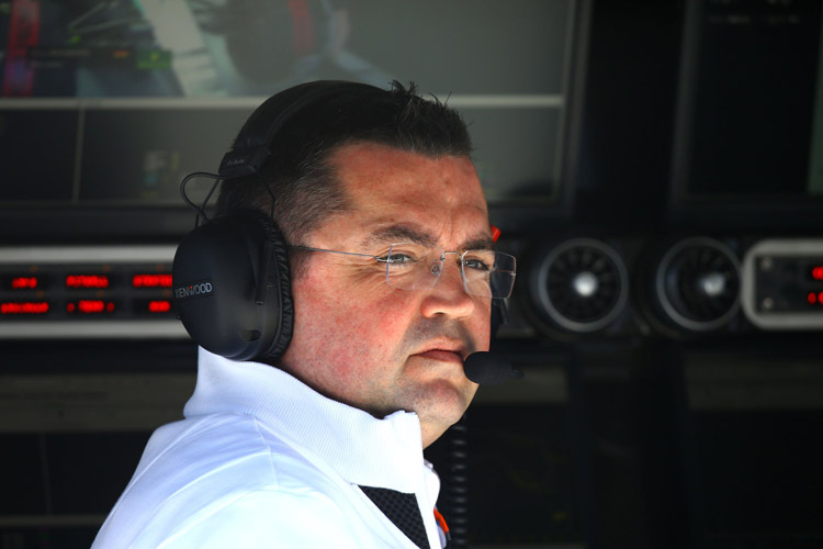 McLaren-Renndirektor weiss, was den rätselhaften Dreher von Jenson Button verursacht hat
