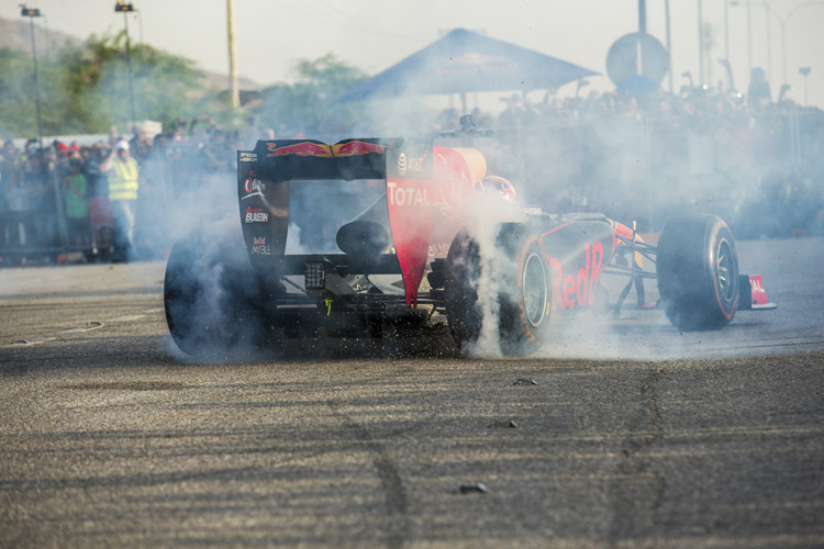 Pierre Gasly liess in Jordanien die Reifen rauchen