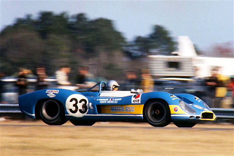 Brabham fuhr auch Sportwagenrennen, wie hier mit Matra