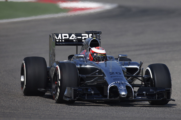 Kevin Magnussen ist zum Mittag von Bahrain im McLaren der schnellste Mann