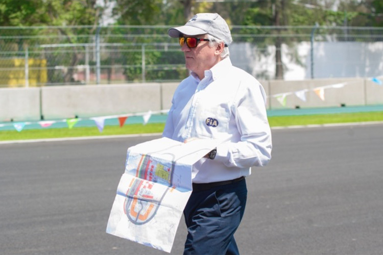 Charlie Whiting in Mexiko