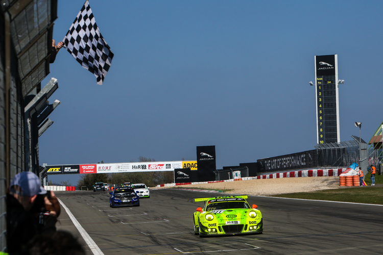 Zweites Rennen - Zweiter Sieg für Manthey Racing und den grün-gelben Porsche 911 GT3 R