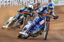 Jason Crump (vorne) zeigte Chris Holder den Weg