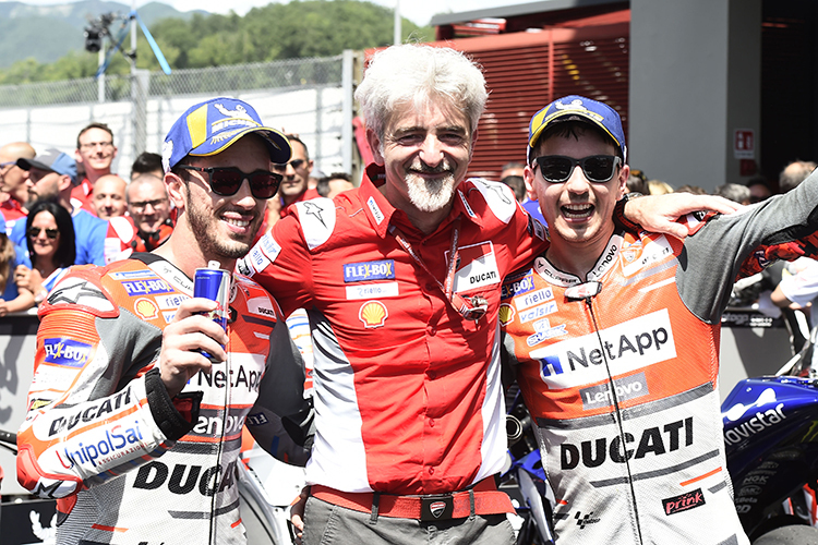 Gigi Dall’Igna mit Dovizioso (li.) und Lorenzo (re.)