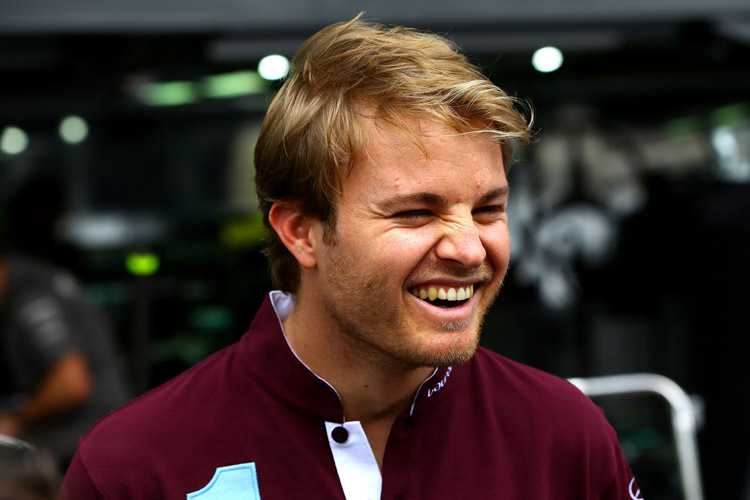 Grund zur Freude: Nico Rosberg drehte schon zu Trainingsbeginn die schnellste Runde