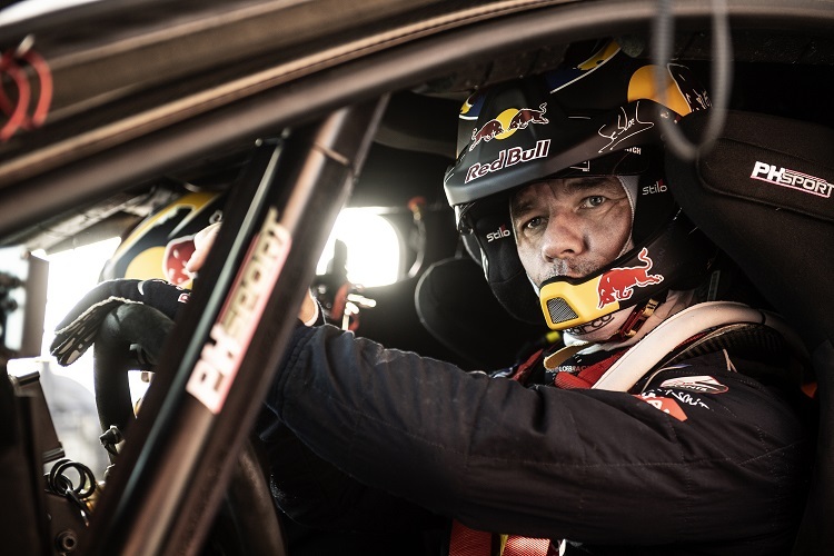 Sebastien Loeb im privaten Peugeot 3008 DKR