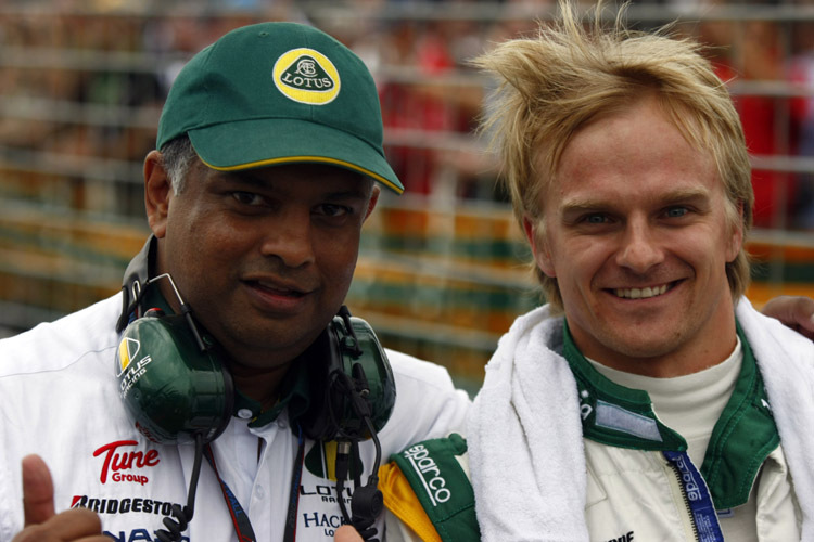 Kovalainen mit Lotus-Teamchef Fernandez