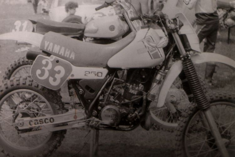 Mit dieser Yamaha YZ250 tauchte der Ungar Kornel Nemeth (Senior) 1982 im Talkessel auf