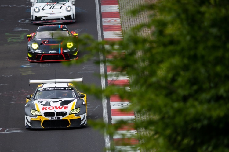 BMW M6 GT3 vor Porsche 911 GT3 R: Auf der Nordschleife gibt es endlich wieder Rennen