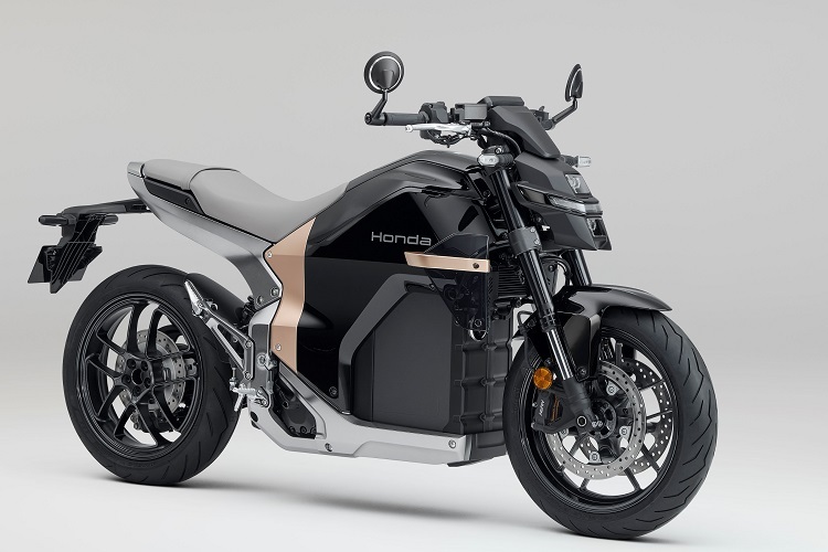 Honda-WN7-Erstes-Elektro-Motorrad-aus-Japan