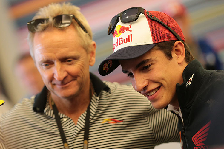 Kevin Schwantz 2014 mit Marc Márquez beim Texas-GP
