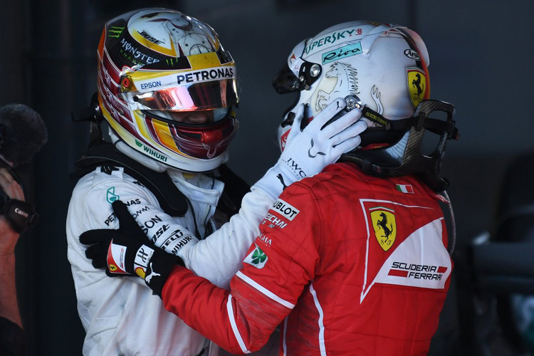 Lewis Hamilton mit Sebastian Vettel