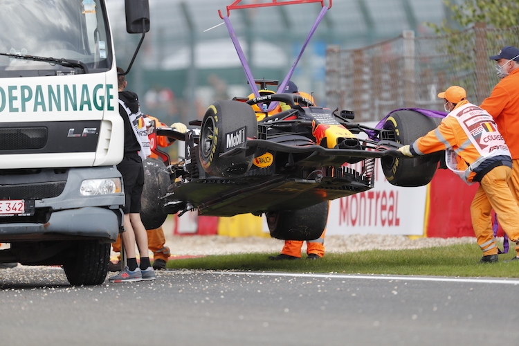 Max Verstappens GP-Auto wurde beim FP2-Crash nur leicht beschädigt