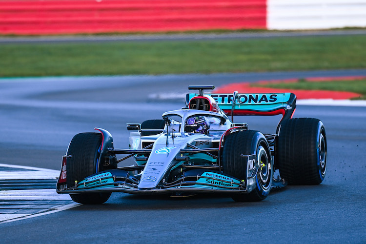 Lewis Hamilton freute sich trotz schwieriger Bedingungen über die gelungene Streckenpremiere