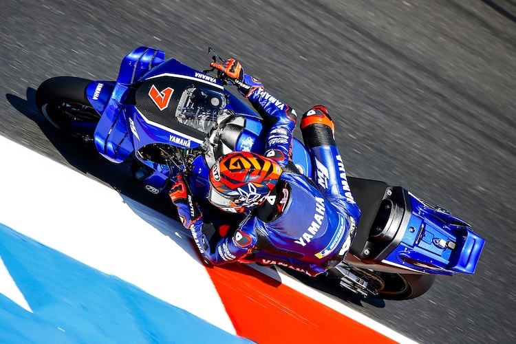 Noch kein blaues Wunder: Augusto Fernandez auf der V4-Yamaha (19.)