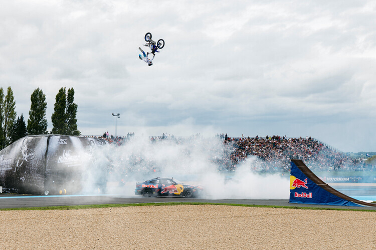 Drift Brothers und Co: Beste Unterhaltung bei der Red Bull-Motormania in Magny Cours