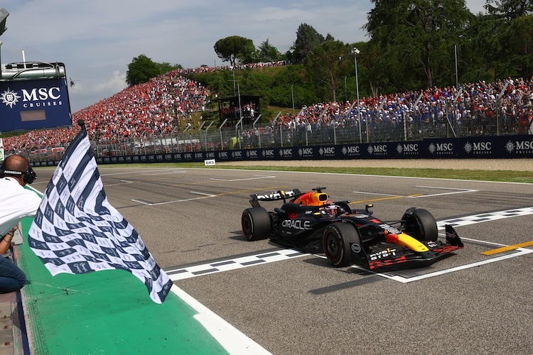 Max Verstappen gewinnt in Imola