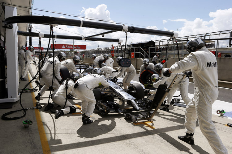 McLaren-Renndirektor Eric Boullier ist überzeugt: «Wir sind auf dem richtigen Weg und versuchen nun, alle Entwicklungsschritte ein Rennen früher als geplant auf die Strecke zu bringen»