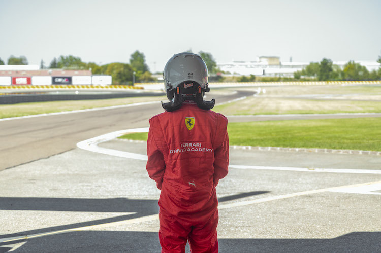 Auch in diesem Jahr dürfen einige Talente auf eine Aufnahme in die Ferrari Driver Academy hoffen