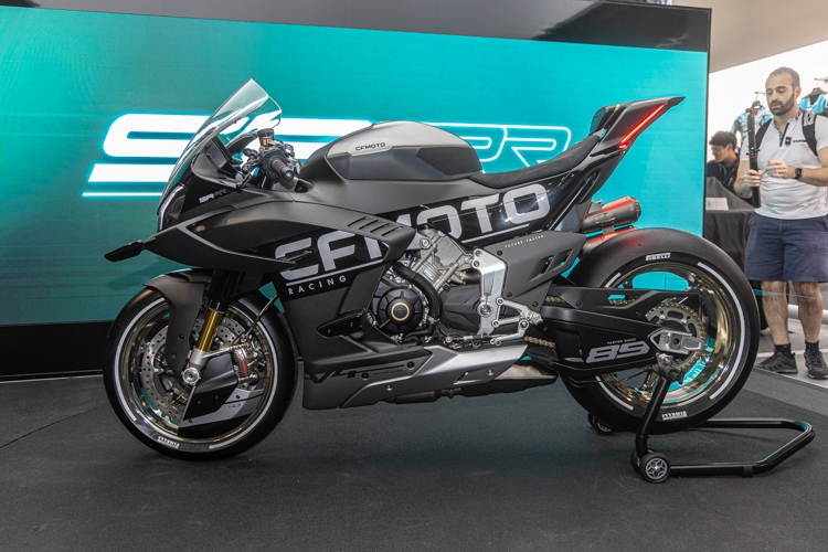 Die potente V4SR-RR von CFMOTO soll erst 2027 in Serie gehen