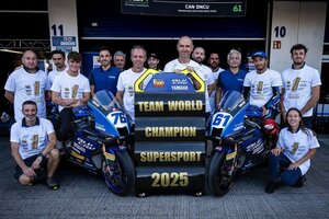 Der Gewinn der Team-Wertung 2025 ist der letzte große Gewinn von Evan Bros mit Yamaha)