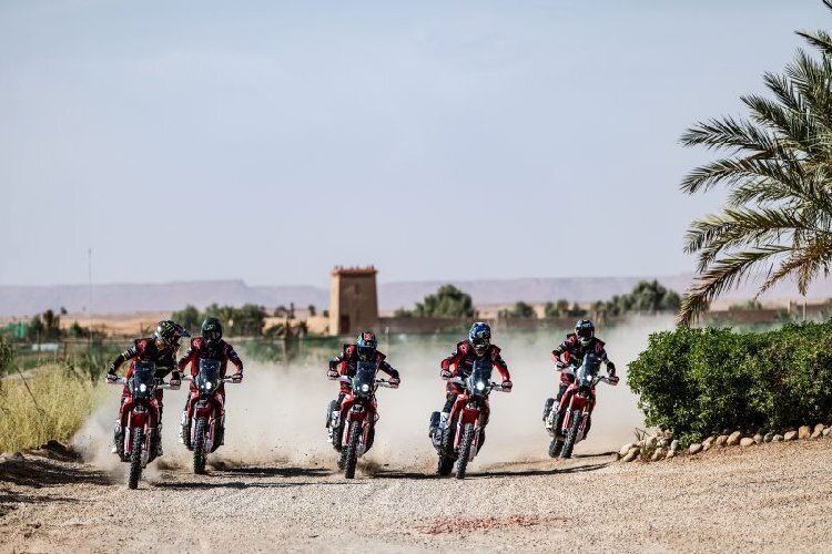 Honda will mit einem seiner fünf Piloten die Dakar 2020 gewinnen