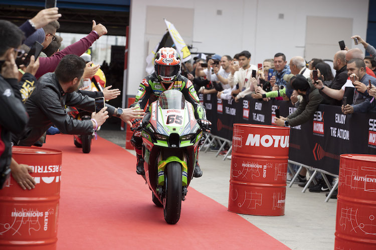 Jonathan Rea gewinnt Lauf 2