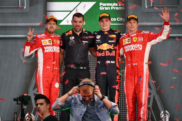 Sebastian Vettel, Guillaume Rocquelin, Max Verstappen und Kimi Räikkönen in Mexiko 2018