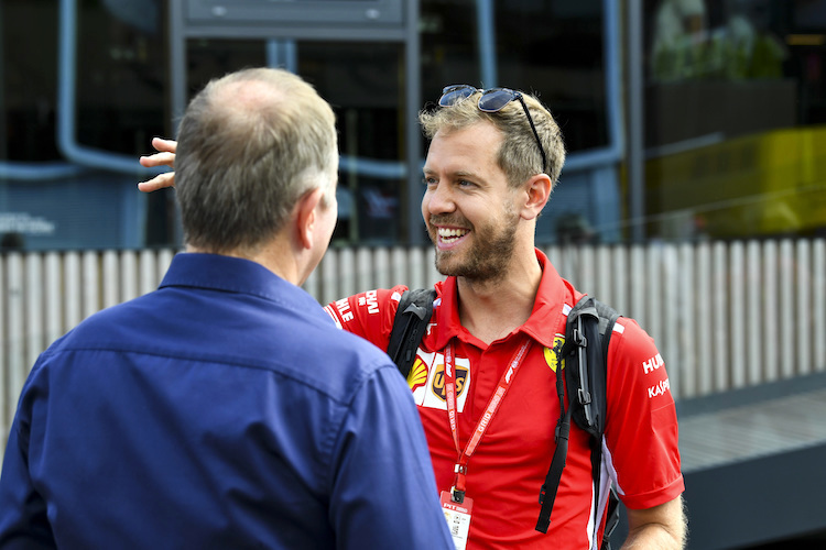 Sebastian Vettel in Frankreich mit Martin Brundle