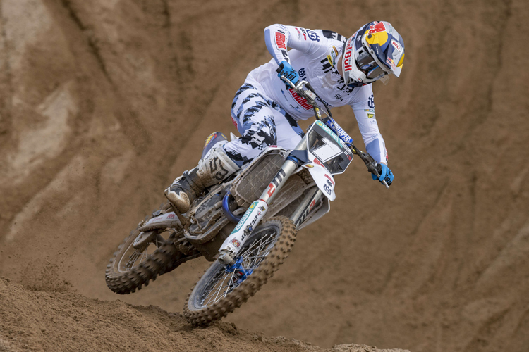 Lommel-Kay-de-Wolf-Husqvarna-gewinnt-Qualifikation
