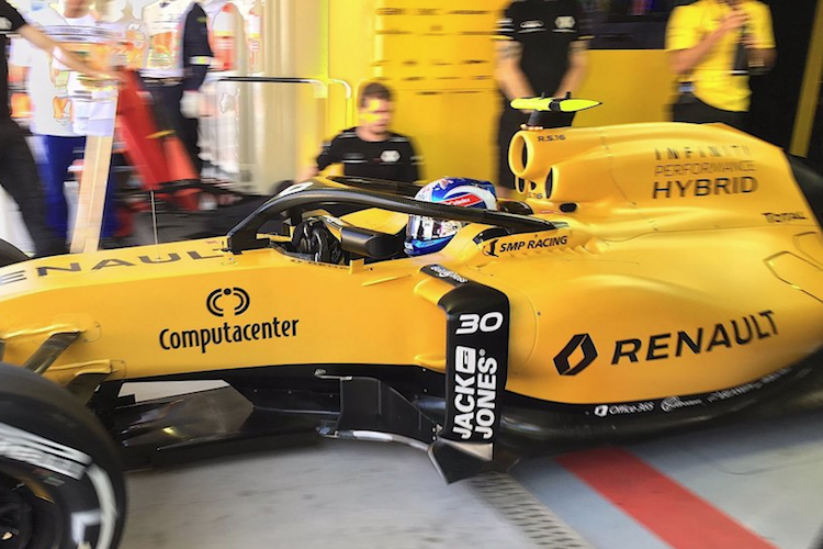 Jolyon Palmer mit einem Halo am Renault