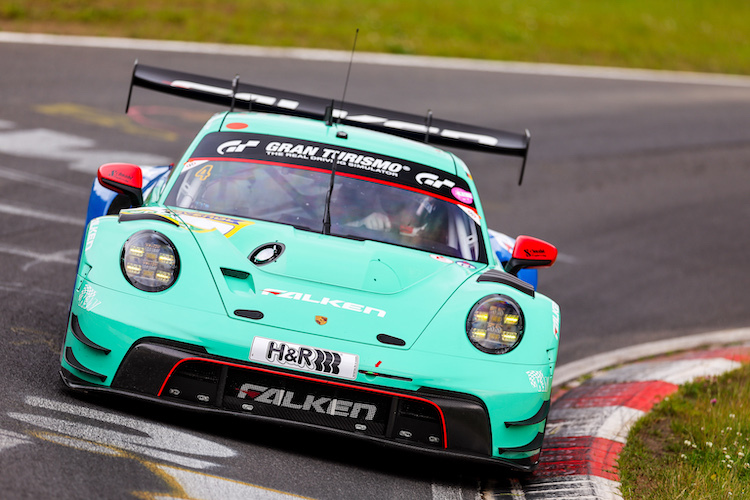 Der ehemalige Formel 1- und DTM-Star Timo Glock startet im Falken Motorsports Porsche #4