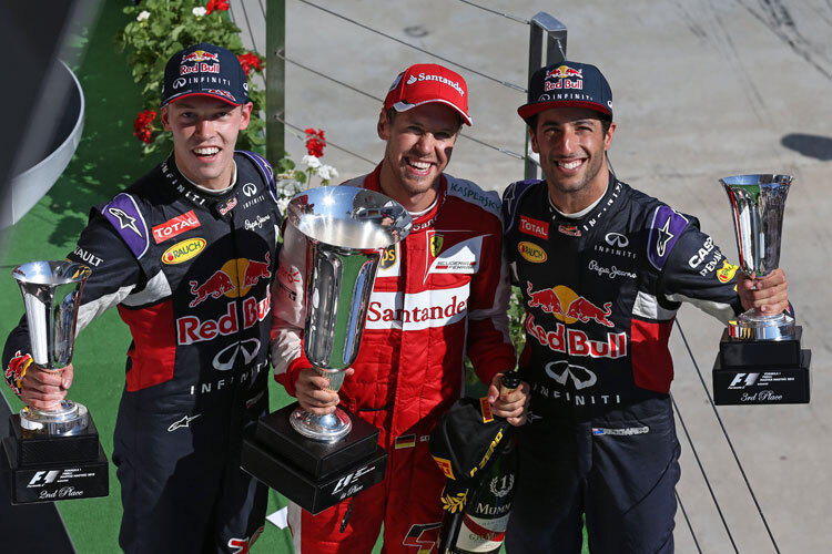 Daniil Kvyat, Sebastian Vettel, Daniel Ricciardo - das erste Podium ohne Mercedes-Piloten seit Brasilien 2013