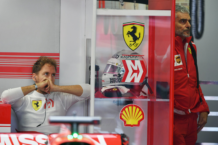 Ferrari 2018, als klar war, dass es mit dem Titel wieder nichts wird: Sebastian Vettel und Maurizio Arrivabene