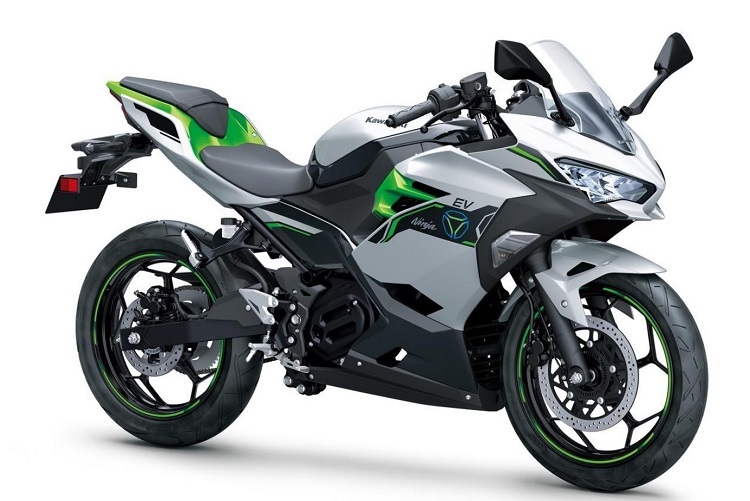Entspicht in etwa der Ninja 125: Das in Mailand enthüllte Supersport-Motorrad mit Elektro-Antrieb