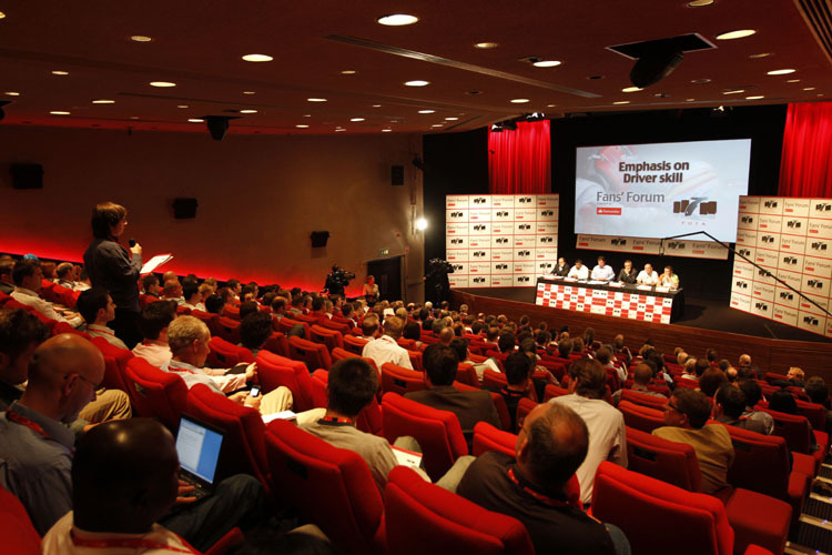 Das erste Fan-Forum fand 2010 in London statt